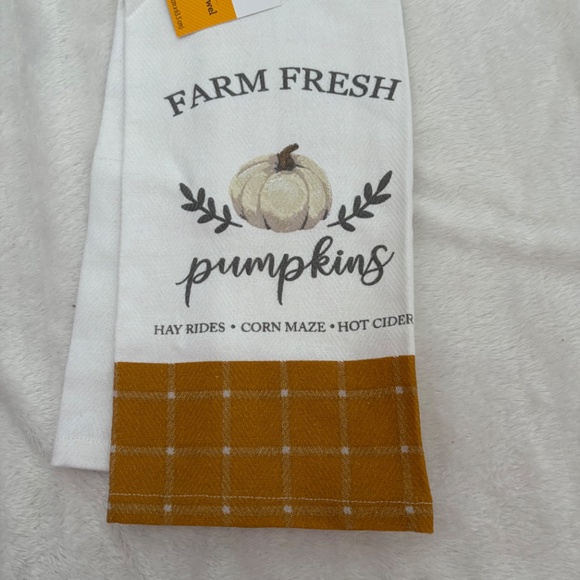 Fall Kitchen Towels (set of 3) all NWT - Picture 4 of 6